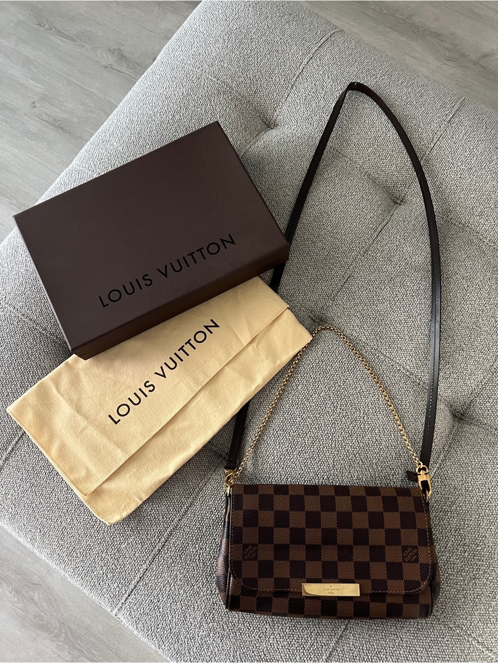 Louis Vuitton Favorite PM Damier Crossbody